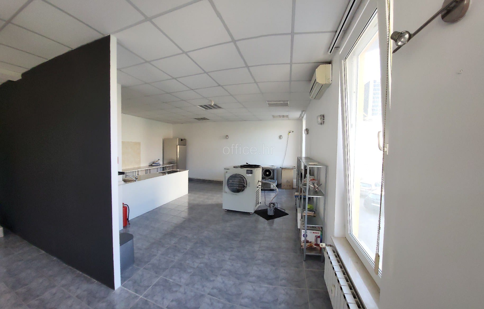 Zagreb south, office space for rent, 75 sqm, 6€/sqm, 5 parking spaces